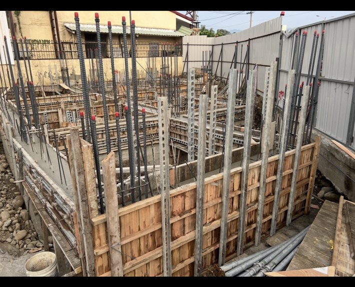 基礎模板工程